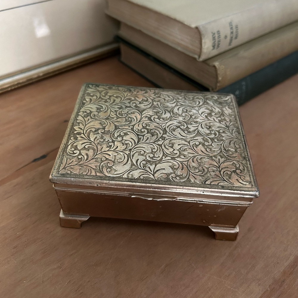 Vintage Japanese Footed Box